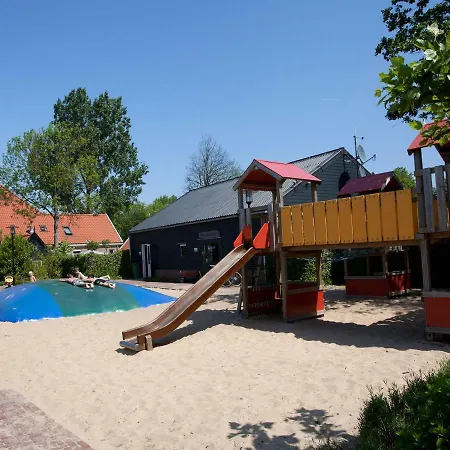 Holiday Droompark Buitenhuizen.65 Vakantiehuis *